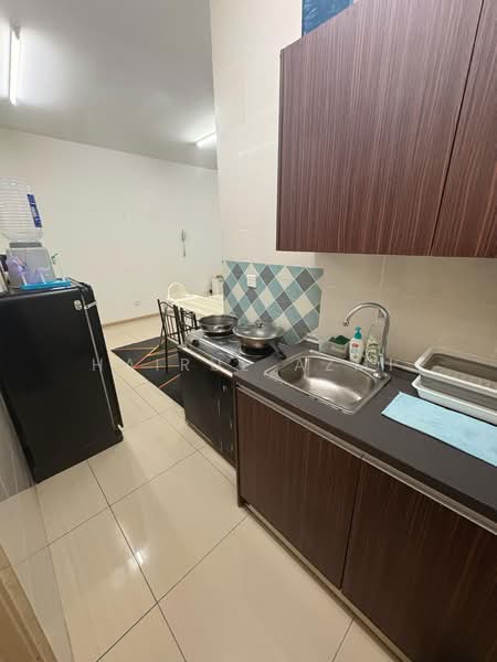 Servis Apartment untuk Disewa di Vista Alam Serviced Apartment - Hairul Azmi - Kitchen - PropertyGuru.com.my