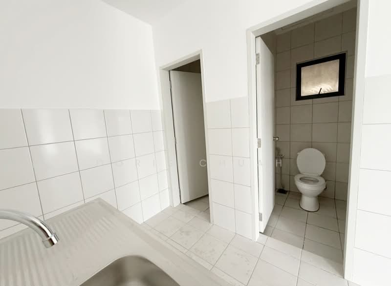 Kedai / Pejabat untuk Disewa di Setia Alam (Selangor) - Doris Chuah - Bathroom - PropertyGuru.com.my