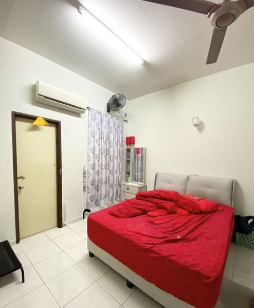 Rumah Teres 2 Tingkat untuk Dijual di Taman Mutiara Rini (Skudai) - Noel Chua - Bedroom - PropertyGuru.com.my