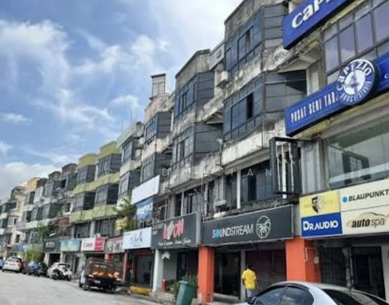 Shop for Rent in Taman Bayu Perdana (Klang) - Candee Tan - Exterior - PropertyGuru.com.my