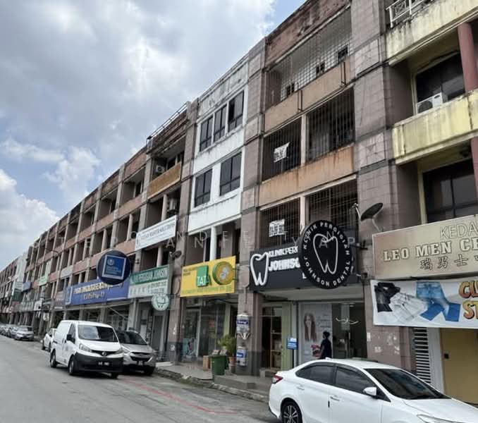 Shop for Rent in Taman Bayu Perdana (Klang) - Candee Tan - Exterior - PropertyGuru.com.my