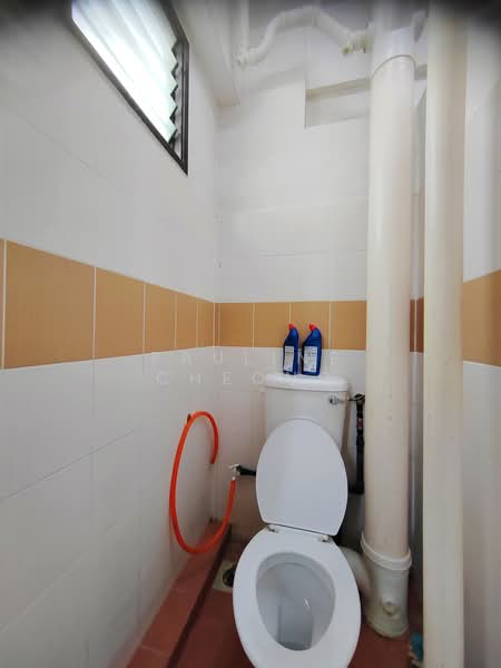 Apartment for Sale at Sri Aman Block C (Sri Aman Block 1 & 3) - Pauline Cheong - Toilet - PropertyGuru.com.my