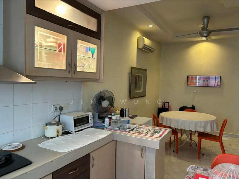 Rumah Teres 2 Tingkat untuk Dijual di Seri Utama Damansara (Kota Damansara) - Jeff Wong - Kitchen - PropertyGuru.com.my