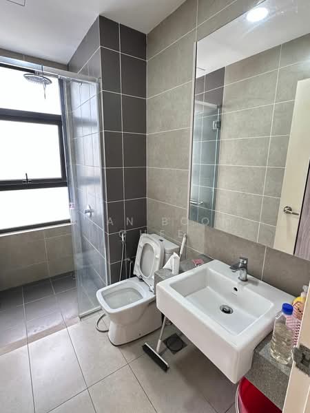 Kondominium untuk Disewa di Lakeville Residence - Kian Boon Chee - Bathroom - PropertyGuru.com.my