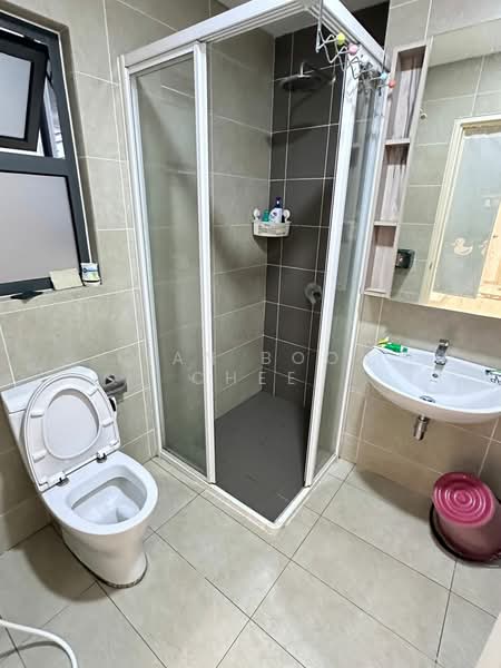 Kondominium untuk Disewa di Lakeville Residence - Kian Boon Chee - Bathroom - PropertyGuru.com.my
