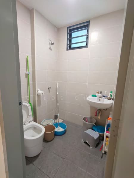 Service Residence for Rent at B11 Parkland Residence - Chloe Chan - Bathroom - PropertyGuru.com.my