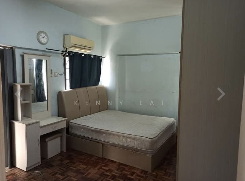 Servis Apartment untuk Disewa di South City (Perdana Selatan) Block A & B - Kenny Lai - Bedroom - PropertyGuru.com.my