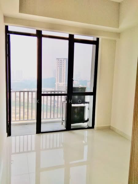 Servis Apartment untuk Dijual di Third Avenue - Kar Hooi - Balcony - PropertyGuru.com.my