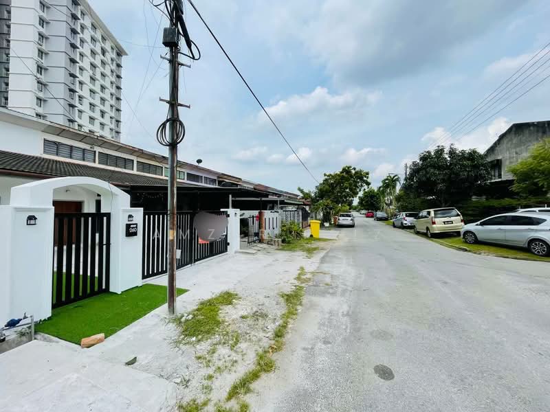 1-storey Terraced House for Sale in Taman Bayu Perdana (Klang) - Amzar Faiz - PropertyGuru.com.my