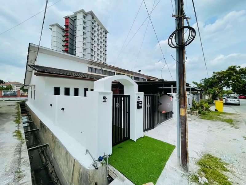 1-storey Terraced House for Sale in Taman Bayu Perdana (Klang) - Amzar Faiz - PropertyGuru.com.my