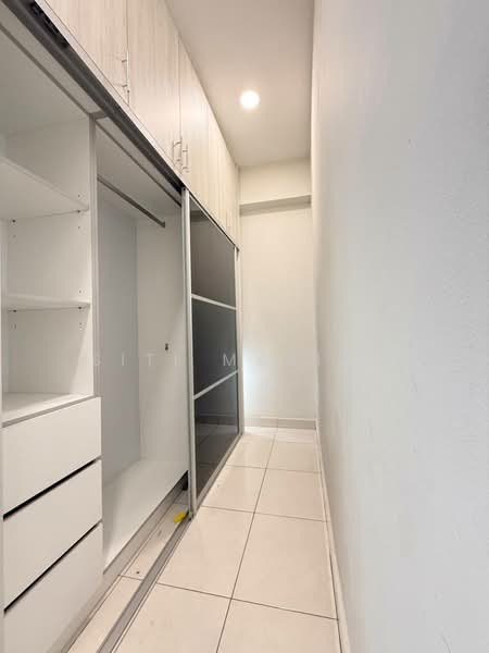 Service Residence for Sale at Hillpark Residence - Siti Mariam - Interior - PropertyGuru.com.my