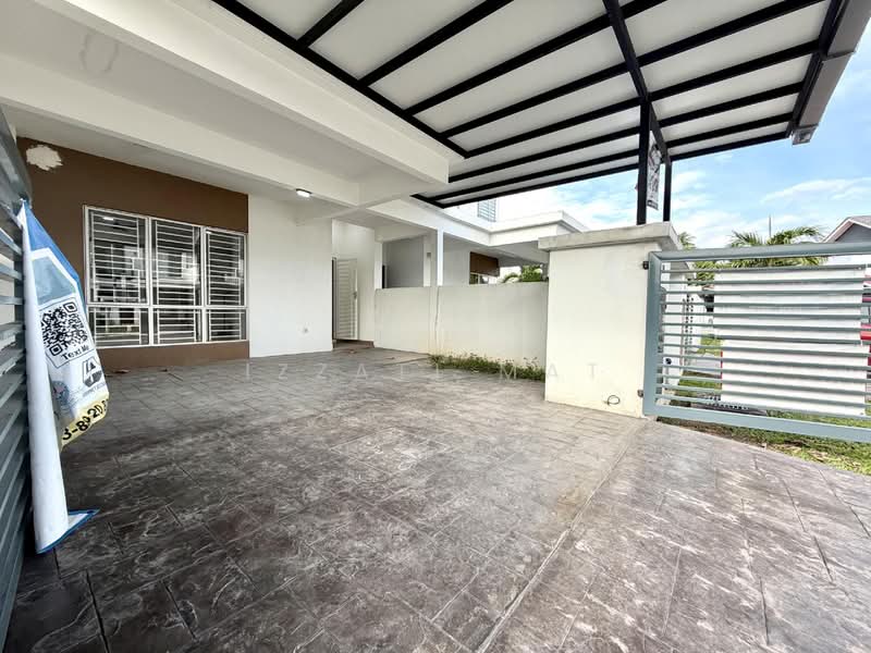 2-storey Terraced House for Sale in Dengkil (Selangor) - Izzati Mat - Exterior - PropertyGuru.com.my