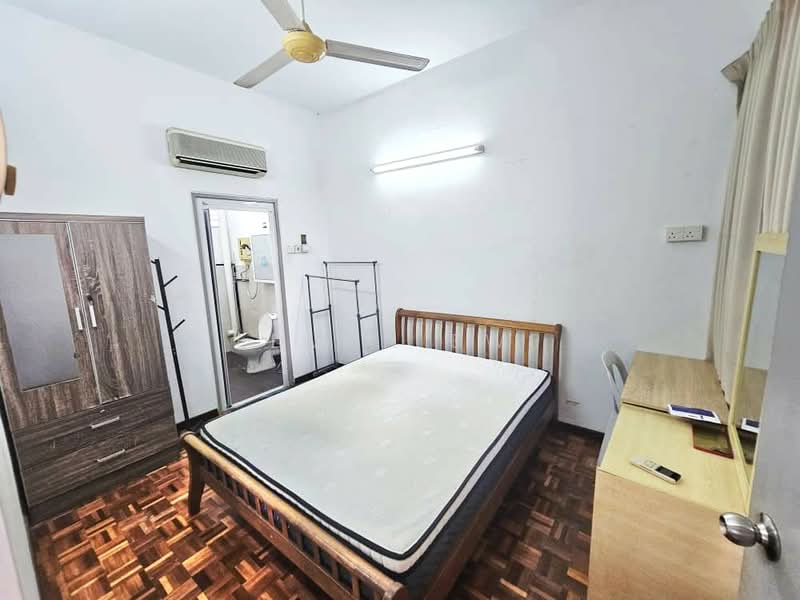 Apartment for Rent at Pangsapuri Delima - Edwin Ewe - Bedroom - PropertyGuru.com.my