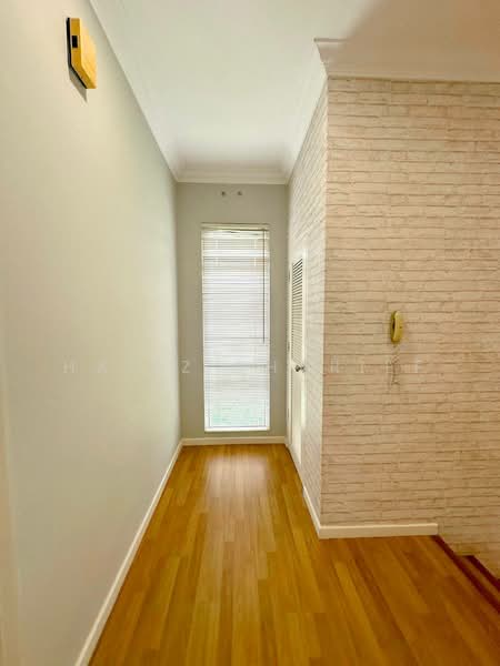 Rumah Bandar untuk Dijual di Petaling Jaya (Selangor) - Hafiz Shariff - Corridor - PropertyGuru.com.my