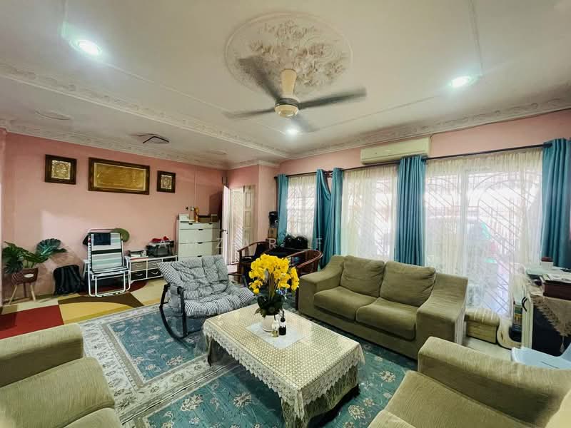 Rumah Teres 2 Tingkat untuk Dijual di Klang (Selangor) - Amzar Faiz - PropertyGuru.com.my