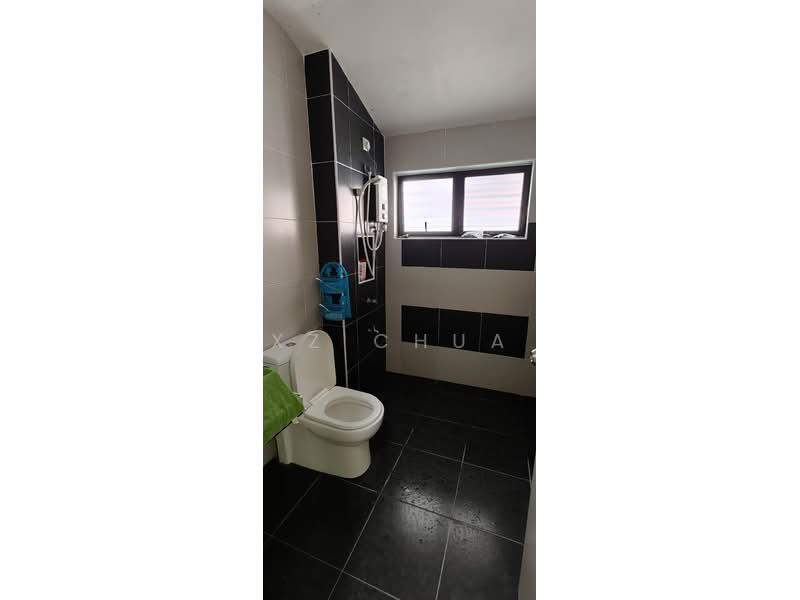 Terraced House for Rent in Bandar Dato Onn (Tebrau) - XZ CHUA - Bathroom - PropertyGuru.com.my