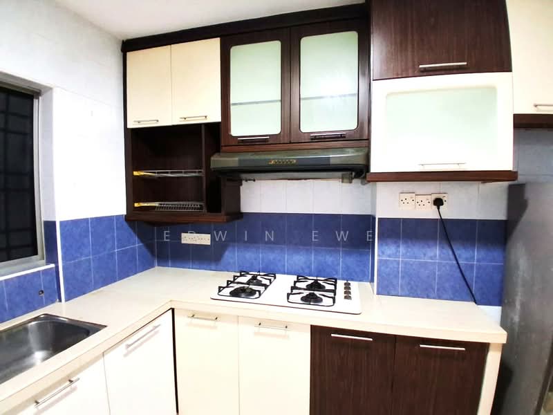 Apartment for Rent at Taman Pekaka Apartment - Edwin Ewe - Kitchen - PropertyGuru.com.my