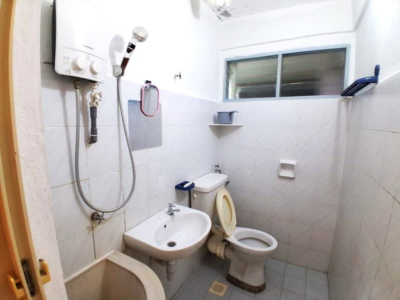 Apartment for Rent at Taman Pekaka Apartment - Edwin Ewe - Bathroom - PropertyGuru.com.my