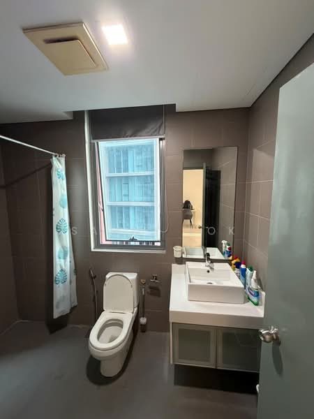 Servis Apartment untuk Disewa di Mercu Summer Suites - Sammy Kok - Bathroom - PropertyGuru.com.my