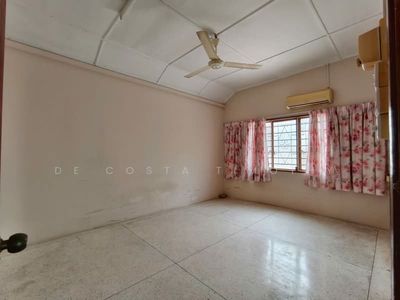 Bungalow for Sale in Klebang (Melaka) - De Costa Timothy - PropertyGuru.com.my