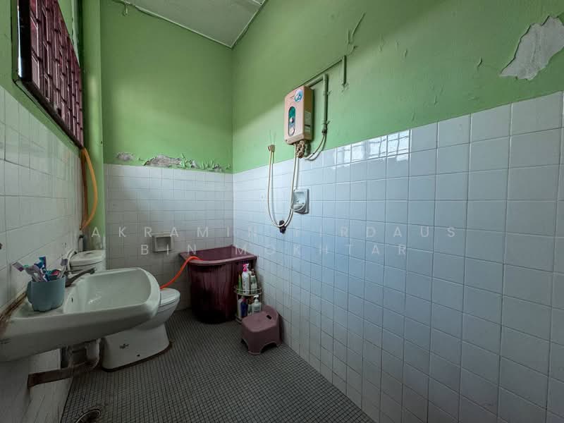 Rumah Teres 2 Tingkat untuk Dijual di Seksyen 2, Taman Kinrara (Puchong) - Akramin Firdaus Bin Mokhtar - PropertyGuru.com.my