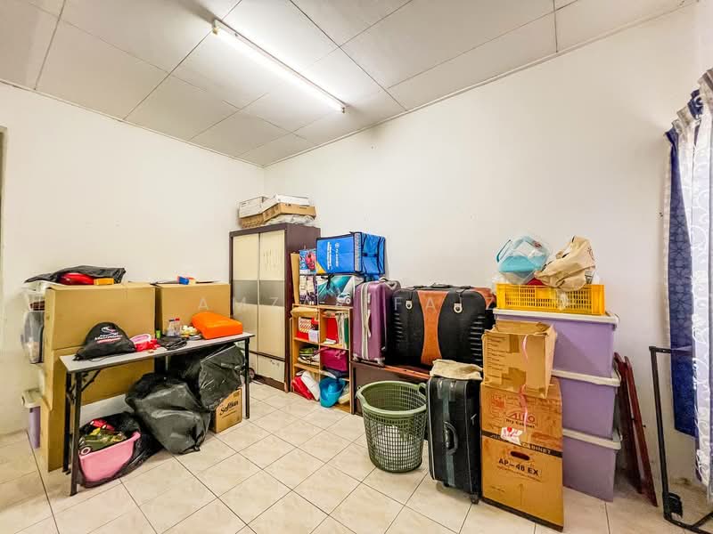 Rumah Teres 2 Tingkat untuk Dijual di Taman Lestari Putra (Seri Kembangan) - Amzar Faiz - PropertyGuru.com.my