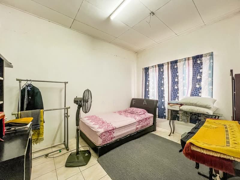 Rumah Teres 2 Tingkat untuk Dijual di Taman Lestari Putra (Seri Kembangan) - Amzar Faiz - PropertyGuru.com.my