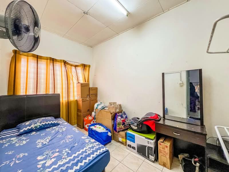 Rumah Teres 2 Tingkat untuk Dijual di Taman Lestari Putra (Seri Kembangan) - Amzar Faiz - PropertyGuru.com.my