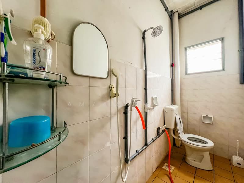 Rumah Teres 2 Tingkat untuk Dijual di Taman Lestari Putra (Seri Kembangan) - Amzar Faiz - PropertyGuru.com.my