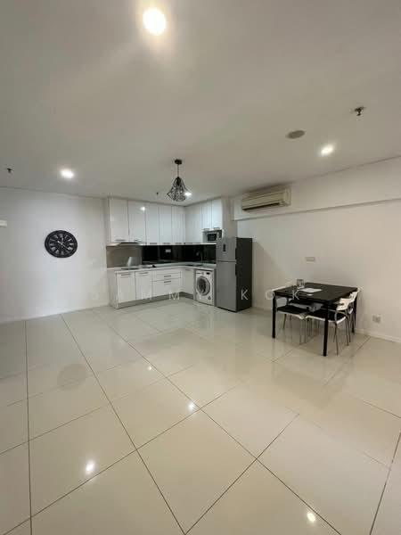 Servis Apartment untuk Disewa di Mercu Summer Suites - Sammy Kok - Kitchen - PropertyGuru.com.my