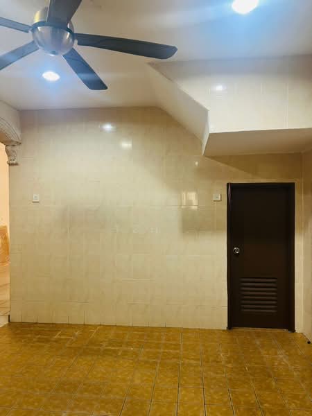 2-storey Terraced House for Sale in Taman Pinggiran Saujana (Kajang) - Teh . - Interior - PropertyGuru.com.my