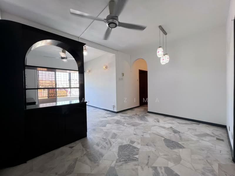 Pangsapuri untuk Disewa di 1A Pinang - Wan Azima - Living Room - PropertyGuru.com.my