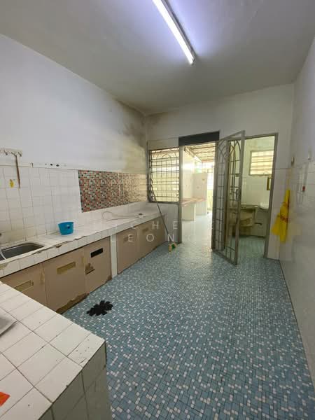 2-storey Terraced House for Sale in Bercham (Ipoh) - Michele Leong - Kitchen - PropertyGuru.com.my
