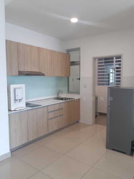 Service Residence for Rent at Meridin Bayvue Serviced Apartment - Casey Cheong - Kitchen - PropertyGuru.com.my