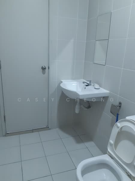 Service Residence for Rent at Meridin Bayvue Serviced Apartment - Casey Cheong - Bathroom - PropertyGuru.com.my