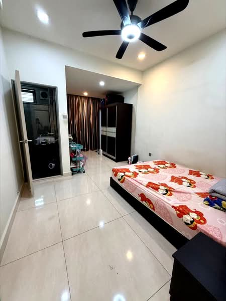 Rumah Teres 2 Tingkat untuk Dijual di Taman Megah Ria (Masai) - Calvin Lee - PropertyGuru.com.my