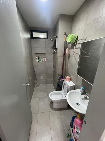 Servis Apartment untuk Disewa di KL Traders Square - Kiki Yap - Bathroom - PropertyGuru.com.my