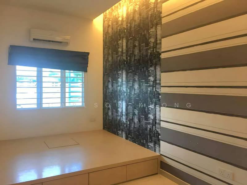 1-storey Terraced House for Sale in Bandar Kinrara Seksyen 1 (Bandar Kinrara) - Carlson Khong - Bedroom - PropertyGuru.com.my