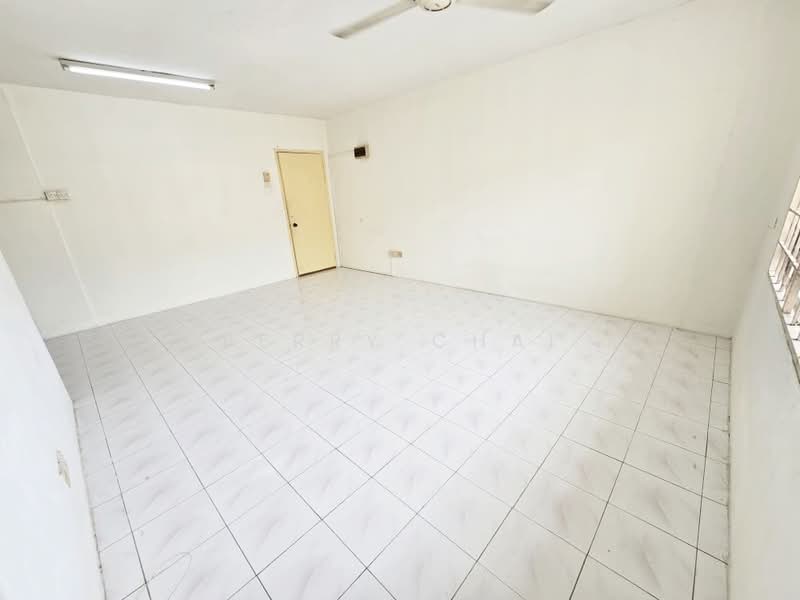 Pangsapuri untuk Disewa di saujana apartment - Perry Chai - Interior - PropertyGuru.com.my