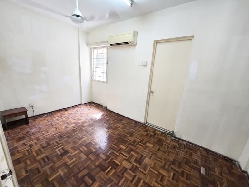 Pangsapuri untuk Disewa di saujana apartment - Perry Chai - Interior - PropertyGuru.com.my