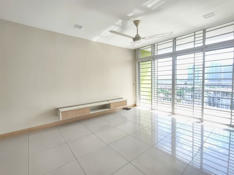 Kondominium untuk Dijual di Midfields - Shirley Chan - Living Room - PropertyGuru.com.my