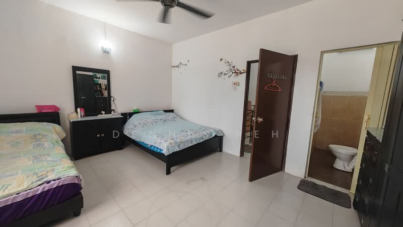 Rumah Teres 2 Tingkat untuk Dijual di Pasir Gudang (Johor) - Dennis Peh - Bedroom - PropertyGuru.com.my