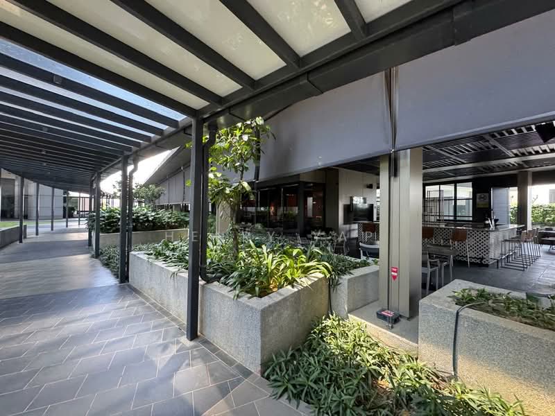 Servis Apartment untuk Dijual di ViiA Residences - Henry Yap - Exterior - PropertyGuru.com.my