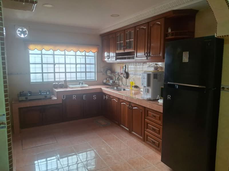 Rumah Teres 2 Tingkat untuk Dijual di Puchong (Selangor) - Suresh Kumar - Kitchen - PropertyGuru.com.my