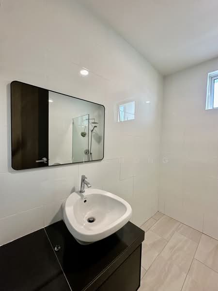 Semi-Detached House for Sale in Tiger Lane (Ipoh) - Levi Chong - Bathroom - PropertyGuru.com.my