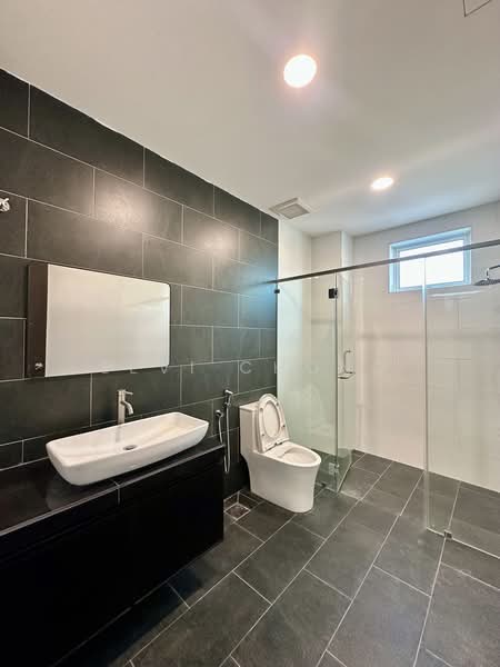 Semi-Detached House for Sale in Tiger Lane (Ipoh) - Levi Chong - Bathroom - PropertyGuru.com.my