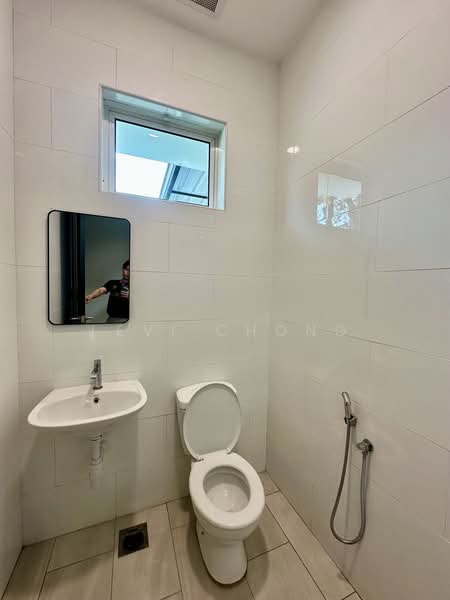 Semi-Detached House for Sale in Tiger Lane (Ipoh) - Levi Chong - Bathroom - PropertyGuru.com.my