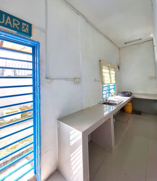 2-storey Terraced House for Rent in Taman Puncak Jalil (Seri Kembangan) - Lily Siow - Pantry / Kitchen - PropertyGuru.com.my