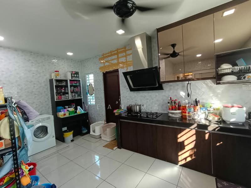 Rumah Teres 2 Tingkat untuk Dijual di Bandar Tasik Puteri (Rawang) - Yean Ma - Kitchen - PropertyGuru.com.my