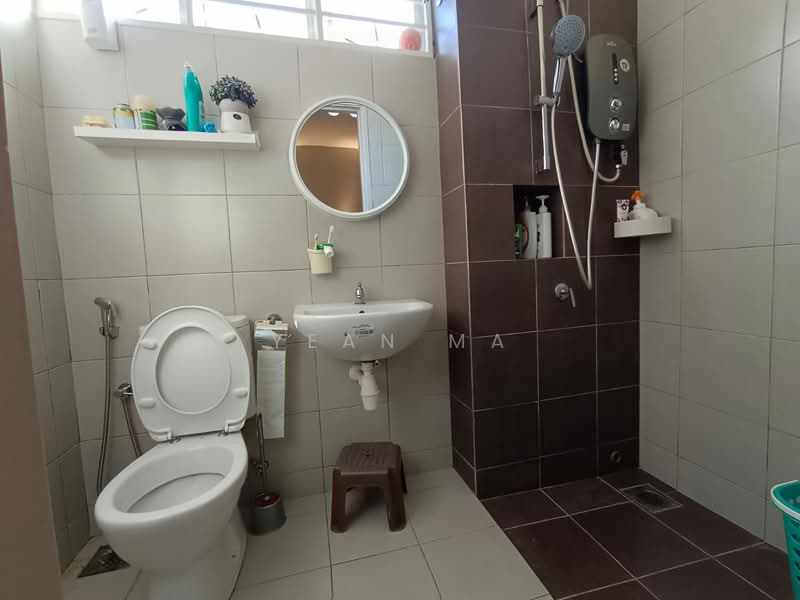 Rumah Teres 2 Tingkat untuk Dijual di Bandar Tasik Puteri (Rawang) - Yean Ma - Bathroom - PropertyGuru.com.my